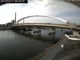 084001_690749803.jpg