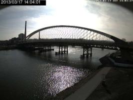 140401_880209499.jpg