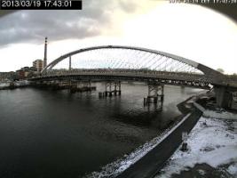 174301_394445957.jpg