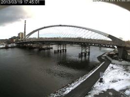 174501_798236157.jpg