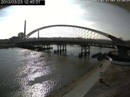 124001_562954255.jpg