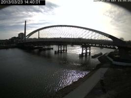 144001_579117868.jpg