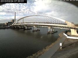 073001_941515775.jpg