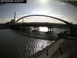 142301_663947111.jpg