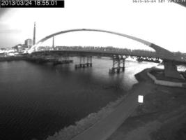 185501_601102058.jpg