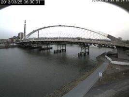063001_715857758.jpg