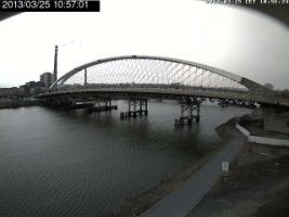 105701_761175044.jpg