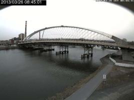 084501_671118127.jpg