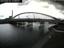 145801_643475631.jpg