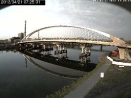 072501_760448645.jpg