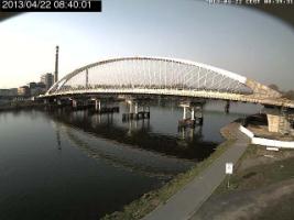 084001_914745992.jpg