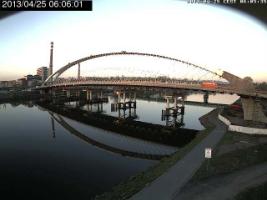 060601_176998443.jpg