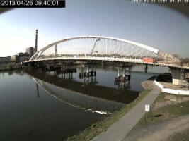 094001_761768550.jpg