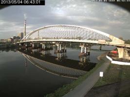 064301_862669863.jpg