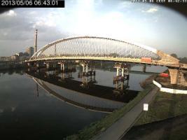 064301_995395405.jpg