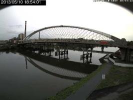 185401_770105249.jpg
