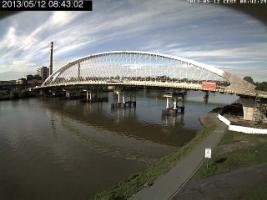 084302_908452810.jpg