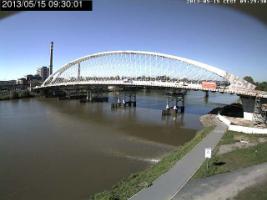 093001_845155546.jpg