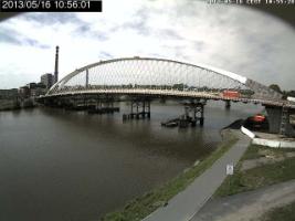 105601_826087418.jpg