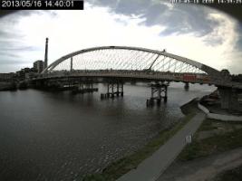 144001_441737595.jpg