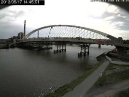 144501_240366647.jpg