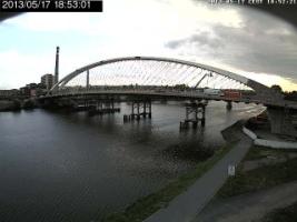 185301_785473137.jpg