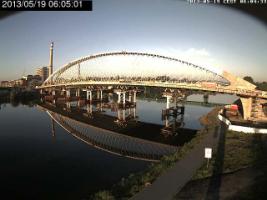 060501_987682500.jpg