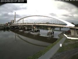 073001_864559698.jpg