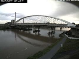 084001_207402758.jpg