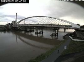 084501_720469064.jpg