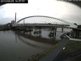 143701_463166937.jpg