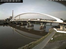 083001_719437736.jpg
