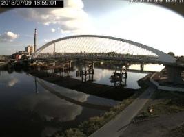 185901_351375373.jpg
