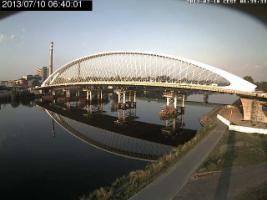 064001_348775811.jpg