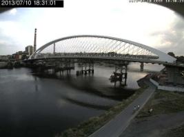 183101_438703593.jpg