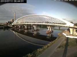 064401_900128947.jpg