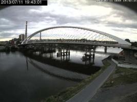 194301_973423130.jpg