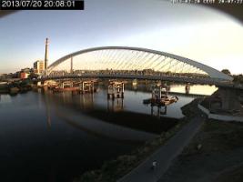 200801_067065201.jpg