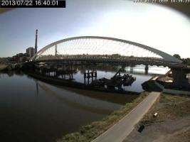 164001_195999745.jpg