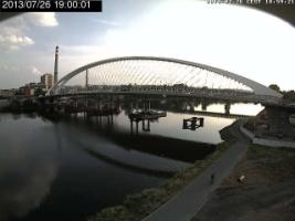 190001_876105466.jpg