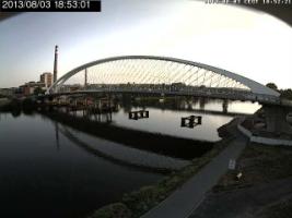 185301_471366689.jpg