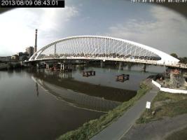 084301_648745154.jpg