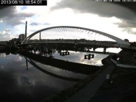 185401_833668488.jpg