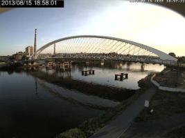 185801_468996663.jpg