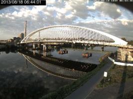 064401_790940654.jpg