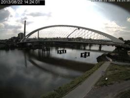 142401_930235068.jpg