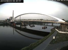 064001_241685469.jpg