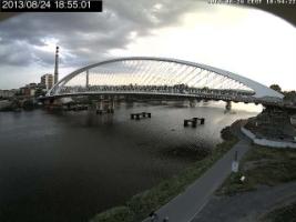 185501_324077424.jpg