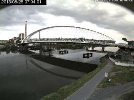 070401_968873662.jpg