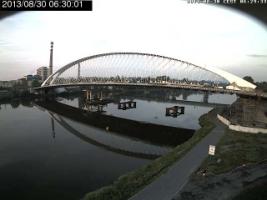 063001_962312877.jpg